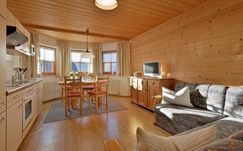 Apartmán Haus Sonnenschein Hart im Zillertal Pokoj fotografie