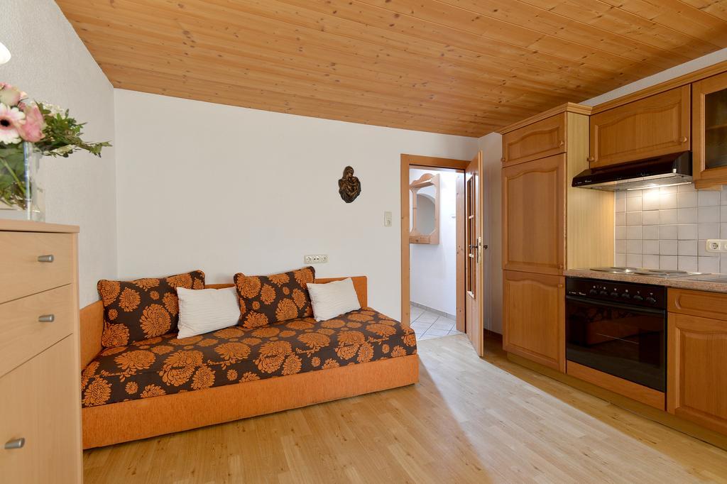 Apartmán Haus Sonnenschein Hart im Zillertal Pokoj fotografie