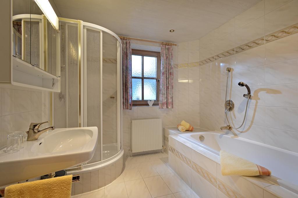 Apartmán Haus Sonnenschein Hart im Zillertal Pokoj fotografie