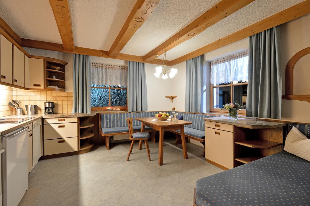 Apartmán Haus Sonnenschein Hart im Zillertal Pokoj fotografie